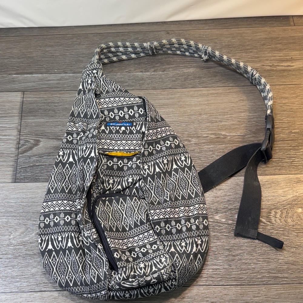 Black and White Patterned Sling Bag